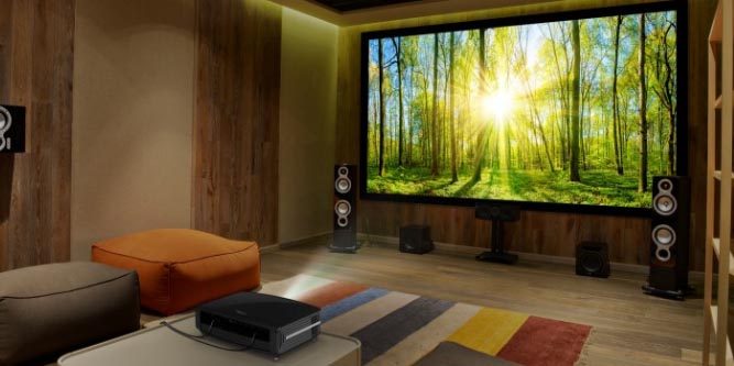 Máy chiếu 4K cho phòng giải trí gia đình