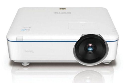 BenQ giới thiệu máy chiếu zoom xoay 360 độ thế hệ mới